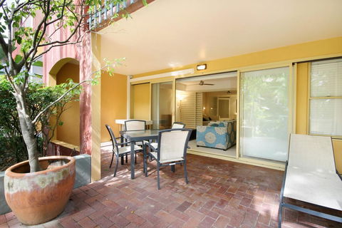 116 French Quarter - Tourism Gold Coast 0