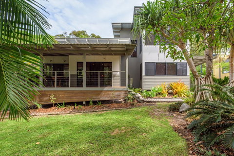 12 Naiad Court- Pool, Sleeps 8, Close To Beach - Tourism Gold Coast 1