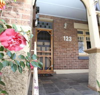123 Hill St Heart of Orange Double Brick - Tourism Gold Coast