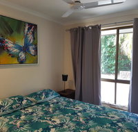 13 Coora Court - Sleeps 6 pool air con pets - Tourism Gold Coast