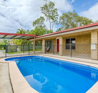 14 Double Island Drive - Rainbow Beach Large Holiday House with PoolPets Welcome Free Wi-Fi - Tourism Gold Coast