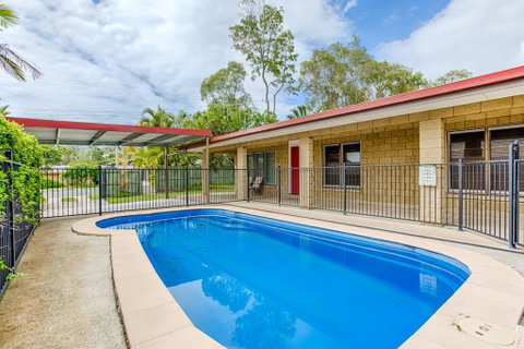 14 Double Island Drive - Rainbow Beach, Large Holiday House With Pool,Pets Welcome, Free Wi-Fi - Tourism Gold Coast 0