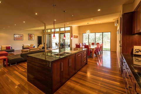 141 Providence Drive, Bowhill - Gold Coast 2