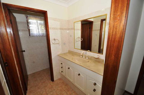 16 Haddrill Parade - Tourism Gold Coast 3