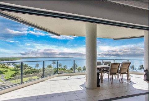 181 The Esplanade - Tourism Gold Coast 1
