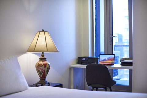 2 Bdrm 2 Bthrm Apt With Balcony Views Pool And Gym - Tourism Gold Coast 2