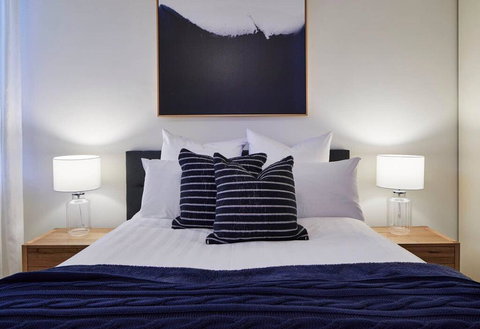 2 Bdrm South Yarra Apt With Balcony And Parking - Tourism Gold Coast 3