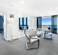 2 Bedroom Ocean View Apartment in Surfers Paradise - Tourism Gold Coast