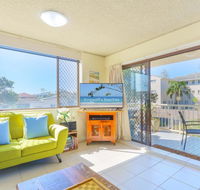 20 Kingsway 3 Bedroom Holiday Apartment - Gold Coast