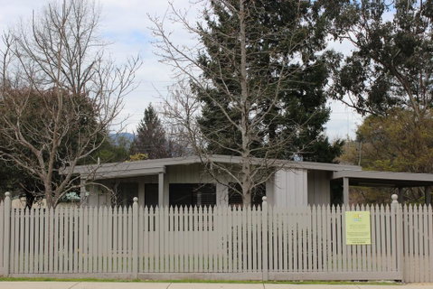 20 Toorak Rd, Bright - Tourism Gold Coast 0