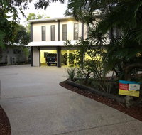 25 Naiad Court - Rainbow Shores The Ultimate Beachside Executive Property Air conditioned - Tourism Gold Coast