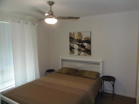 26 Kurana Street - Rainbow Beach, Stroll To The Beach And Shops - Tourism Gold Coast 1