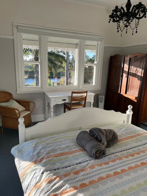 Bylands Cottage Historic Home - Tambo River Views And Pet Friendly - Tourism Gold Coast 3