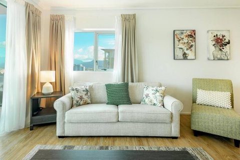 Cairns City & Ocean View, 1 BR Sleeps 4 Spacious Apt - Tourism Gold Coast 3