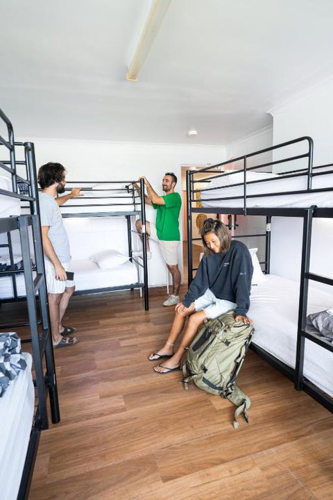 CALI Backpackers - Tourism Gold Coast 3