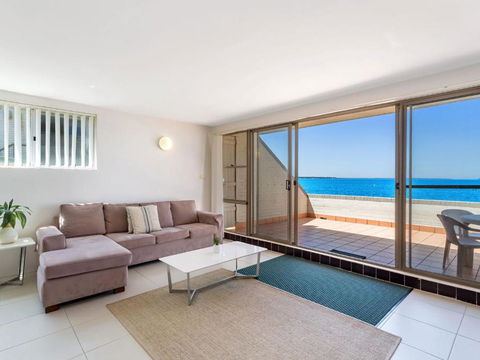 Casuarinas Unit 1 33 Soldiers Point Road - Tourism Gold Coast 1