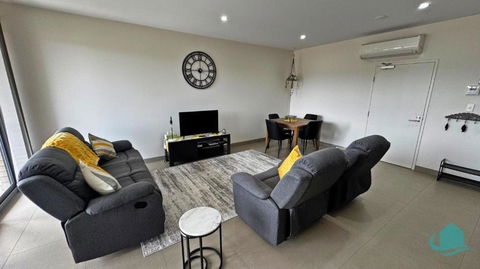 Caves Beach Retreat - Close To Beach And Shops - Tourism Gold Coast 2