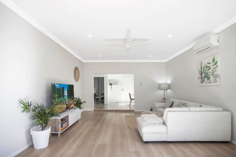 Charming Coastal Retreat - Tourism Gold Coast 4
