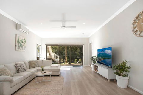 Charming Coastal Retreat - Tourism Gold Coast 3
