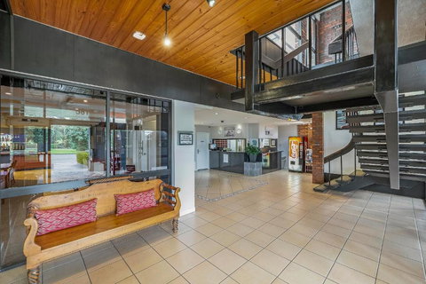 Central Court Motel Warrnambool - Tourism Gold Coast 3