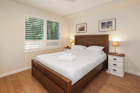Chic 2-Bed Dee Why Haven With Backyard & BBQ - Tourism Gold Coast 1