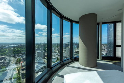 City Views Retreat 31st Floor 2BR Near CBD! - Tourism Gold Coast 0