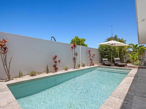 Coastal Hideaway In The Heart Of Casuarina With Heated Pool - Tourism Gold Coast 0