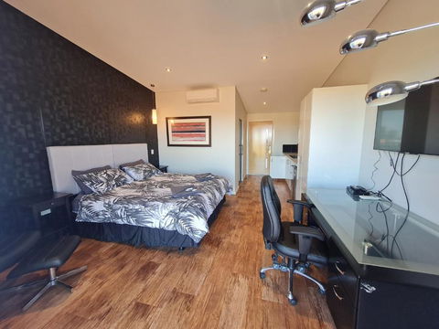 Cue Motel - Tourism Gold Coast 2