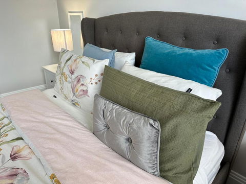 Daisy Cottage On Duke 3BR - Tourism Gold Coast 1