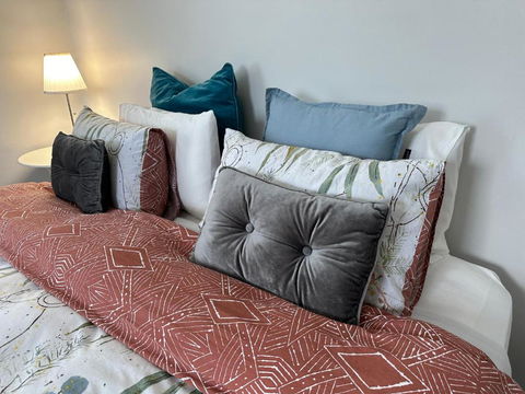 Daisy Cottage On Duke 3BR - Tourism Gold Coast 2