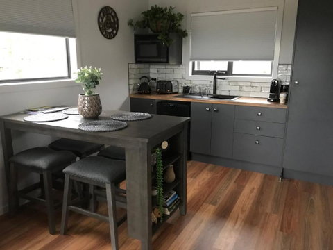 Derwent Mist Villas (Acacia Villa) - Tourism Gold Coast 4