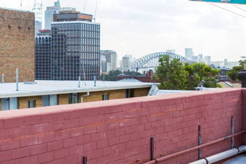 Designer Darlinghurst Studio With Rooftop Views - Tourism Gold Coast 3