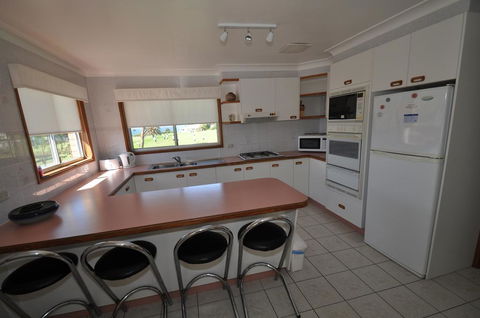 3 Bay Lane - Tourism Gold Coast 3