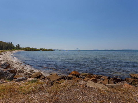 3 Curlew Avenue - Tourism Gold Coast 1