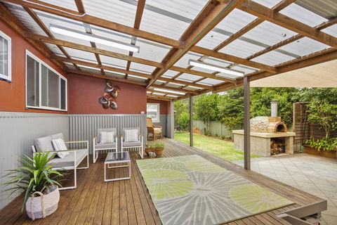 3 Macleay St, Narrawallee - Tourism Gold Coast 3
