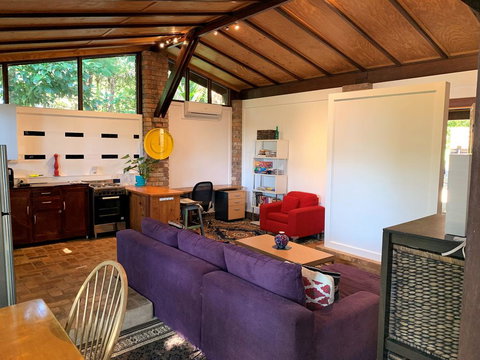 305 Montville - The Artist's Cottage - Tourism Gold Coast 1