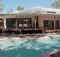 33 Esprit Drive - Rainbow Shores Style Comfort and Relaxation Pets Welcome Pool - Tourism Gold Coast