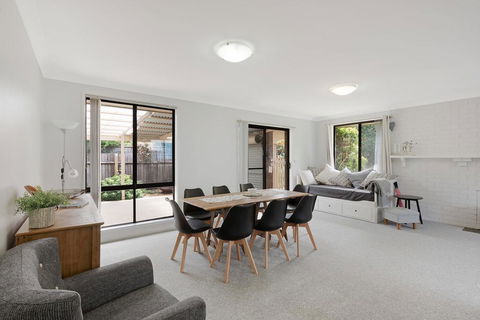 37 Mort Avenue - Tourism Gold Coast 2