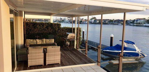 4.5 Million Dollar Surfers Paradise Dream Mansion - Tourism Gold Coast 1