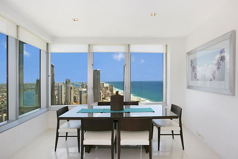 4701 At 9 Hamilton Ave By GCHS - Tourism Gold Coast 1