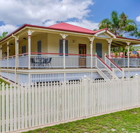 5 Bomburra Court - Rainbow Beach Ticks All The Boxes Pool Shed Fenced Yard Pet Friendly - Tourism Gold Coast