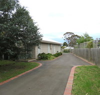 5 Little Penguin Crt Cowes - Cottage near the Beach - Tourism Gold Coast