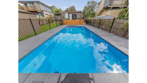 52 ON BAYVIEW - PET FRIENDLY (OUTSIDE ONLY) - Gold Coast 2