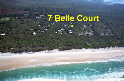 7 Belle Court - Rainbow Shores, Huge Beach House, Ducted Air Con, Pets Welcome - Tourism Gold Coast 3