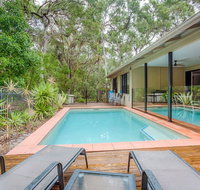 8 Ibis Court - Rainbow Shores Swimming Pool Walk to Beach Executive Beach House - Tourism Gold Coast