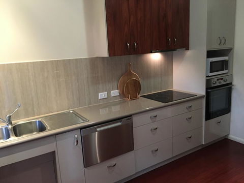 89 On Guy - Gold Coast 1