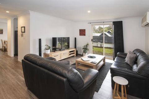 @WinenWaves Margaret River - Tourism Gold Coast 1