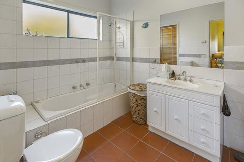 A Mariners Place - BEST Location In Town! - Tourism Gold Coast 1