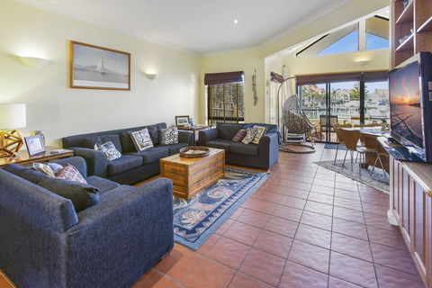 A Mariners Place - BEST Location In Town! - Tourism Gold Coast 2