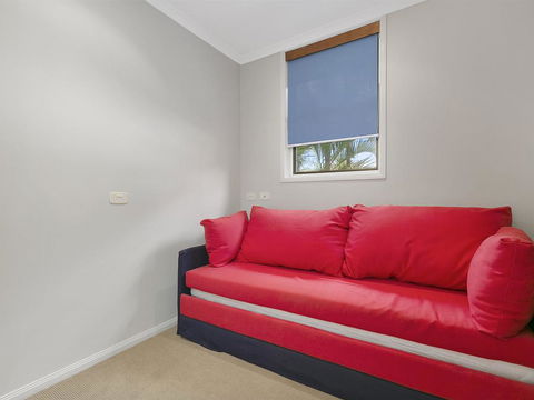 A Superb Location For Enjoying The Best Of Noosa - Unit 2/69 Noosa Parade - Tourism Gold Coast 2